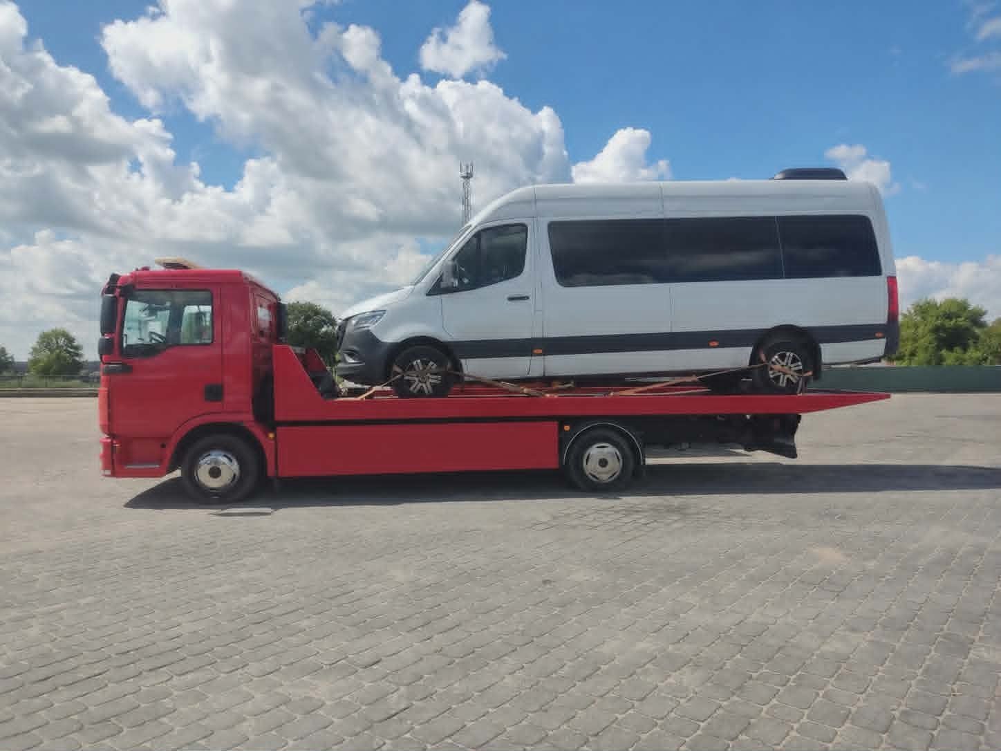 Mikroautobusų ir furgonų pervežimas